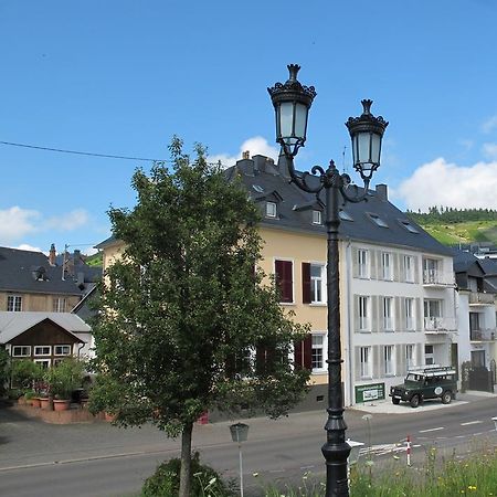 Mosel - River - Quartier 31 Hotell Lieser Exteriör bild